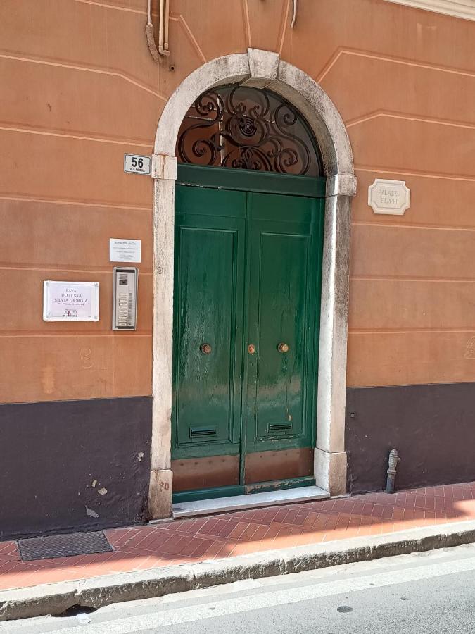 Apartmán Casa Alexandra In Centro E A Pochi Passi Dal Mare Imperia Exteriér fotografie