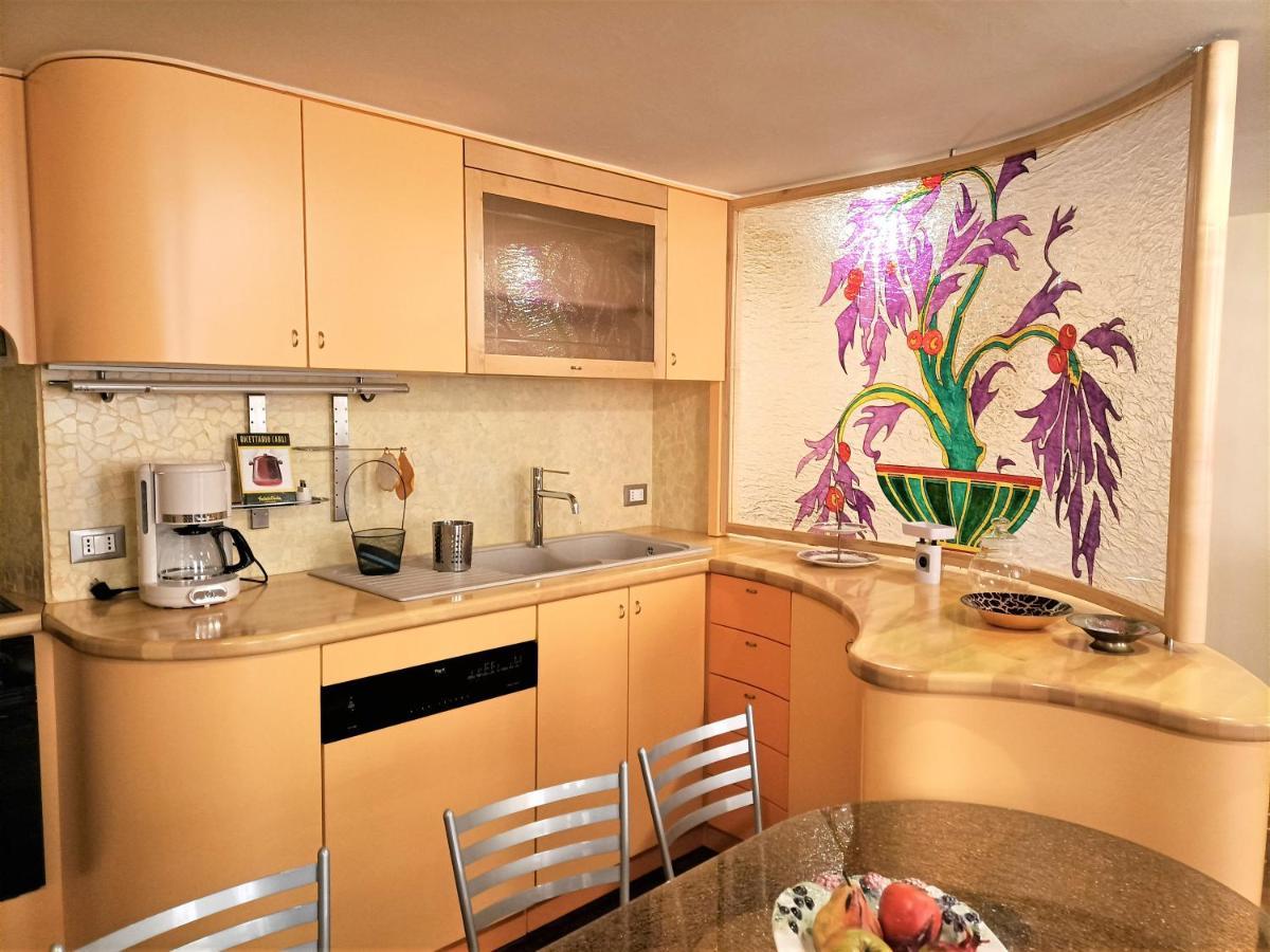 Apartmán Casa Alexandra In Centro E A Pochi Passi Dal Mare Imperia Exteriér fotografie