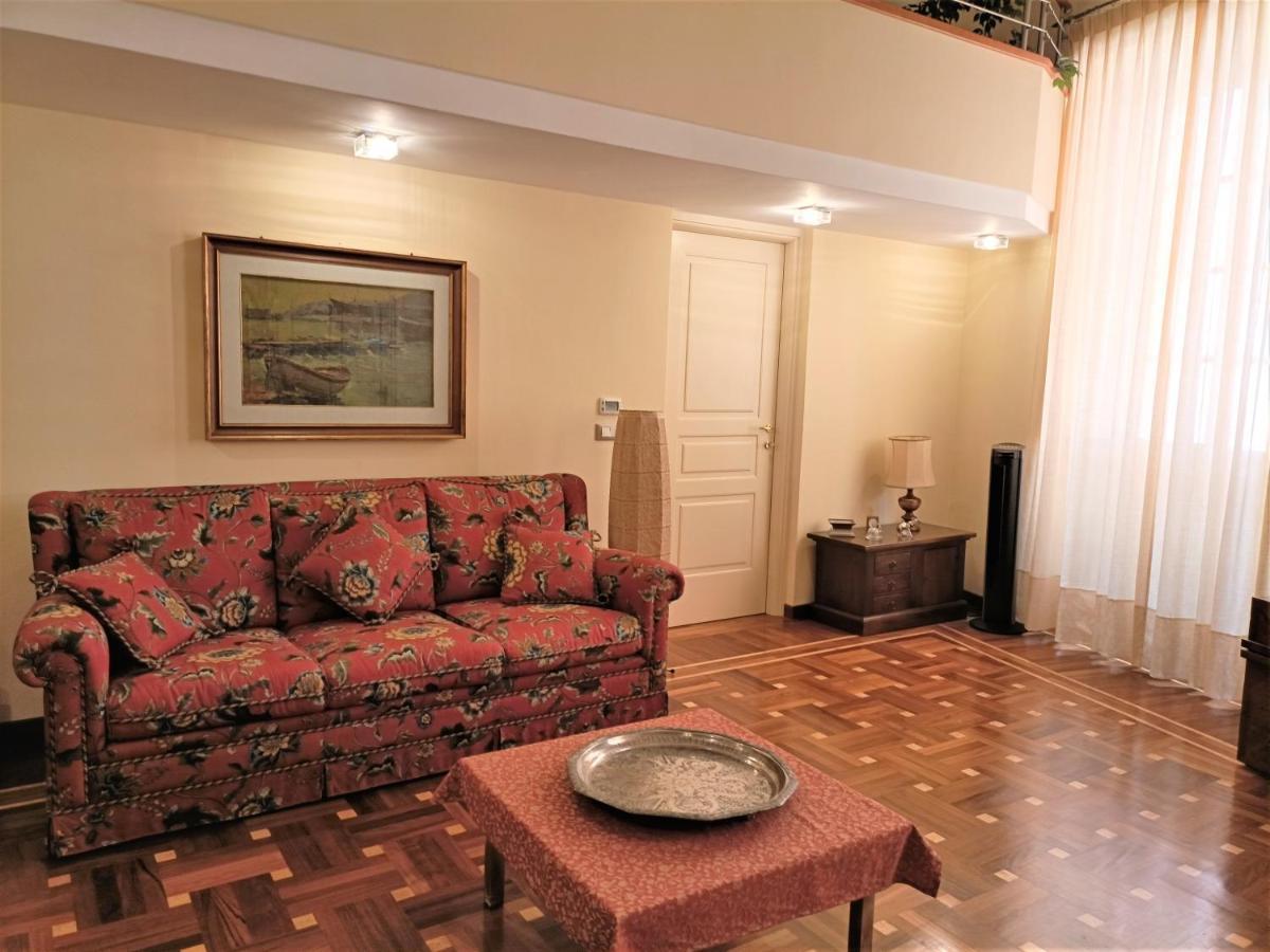 Apartmán Casa Alexandra In Centro E A Pochi Passi Dal Mare Imperia Exteriér fotografie